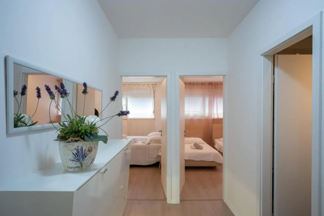 Apartman Mirjana Apartment Split